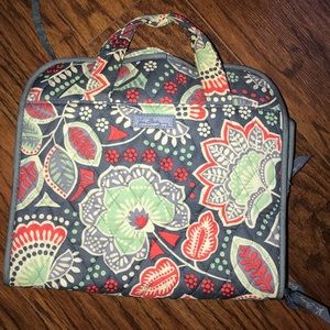 Hanging Organizer- Vera Bradley (Nomadic Floral)